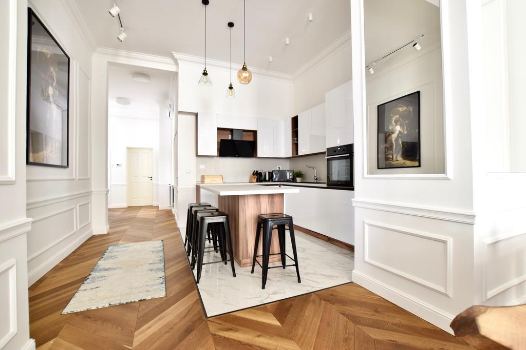 Luxury Apartment By Hi5 - Bazilika Suite Budapest Eksteriør billede